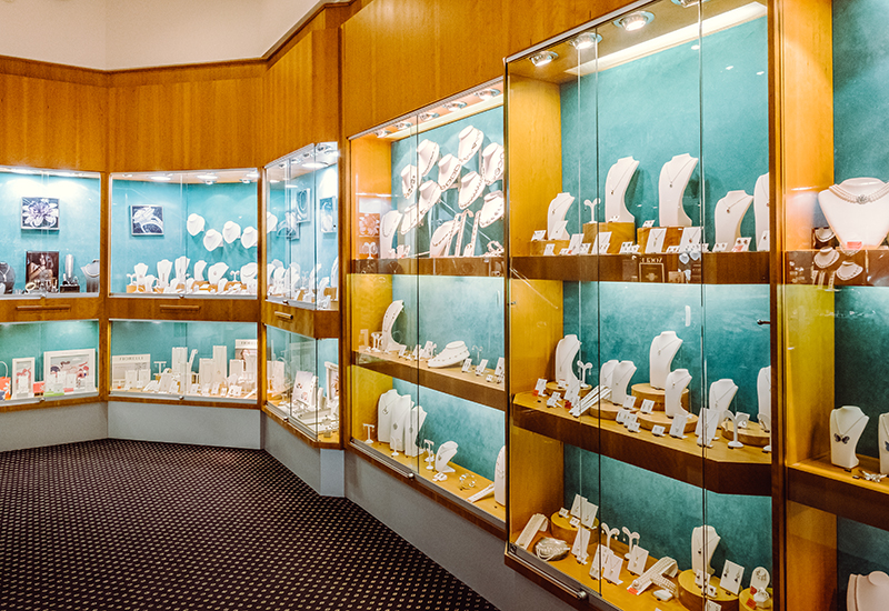 PA Jewellery uses its website as an additional showroom.