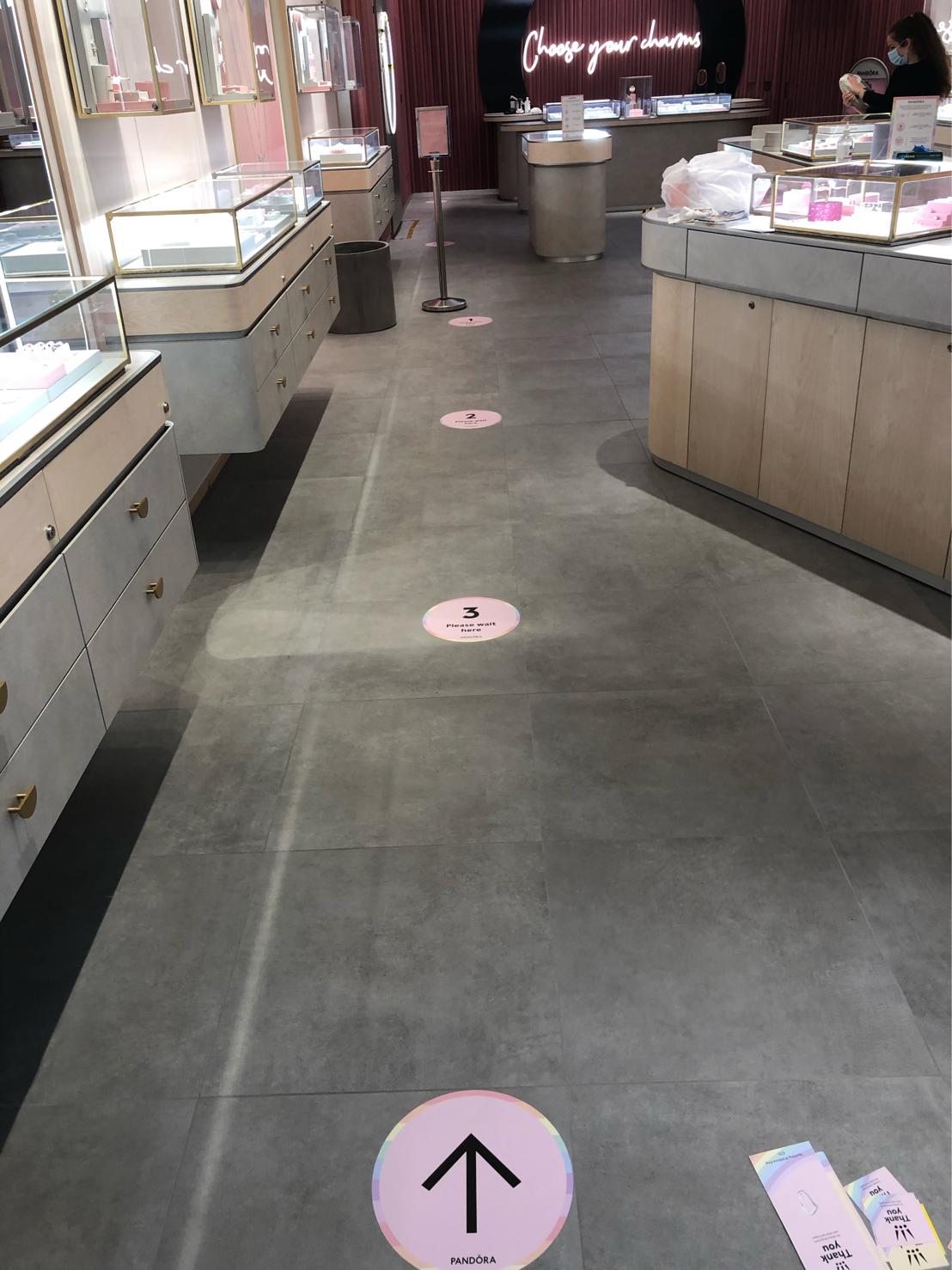 Lights are out at 25% of Pandora’s stores worldwide